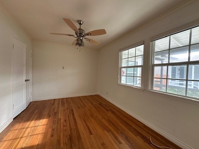 Dormitorio #1 - 8318 Kittyhawk Ave