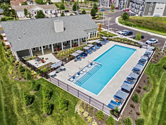 Building Photo - The Zelle at Polaris