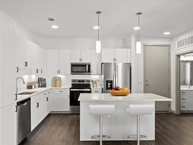 Building Photo - Pinyon Apartments