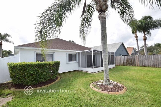 Building Photo - 2581 Ventura Cir