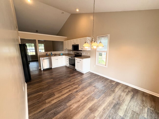 Building Photo - 10264 Knob Hill Dr