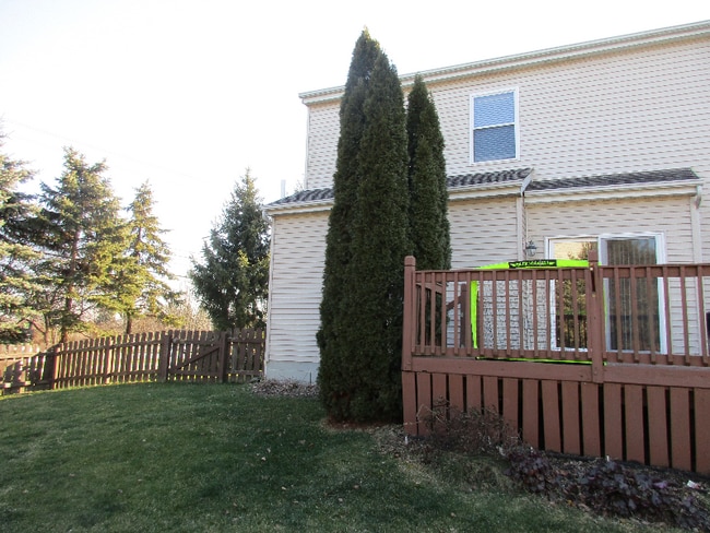 Building Photo - 784 Sanville Dr