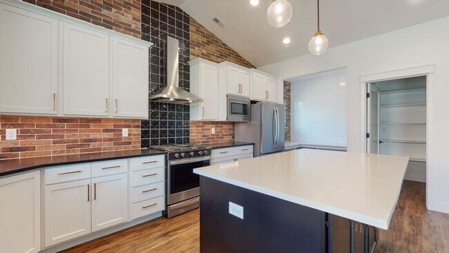 Foto del edificio - 1763 Sicily Ln