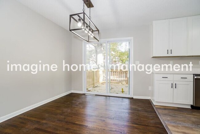 Foto del edificio - Lovely Freshly Remodeled 3BR 2BA Home in O...