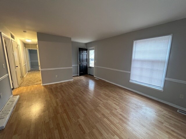 Foto del edificio - 348 Foxcroft Dr