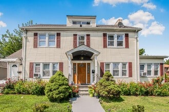 Building Photo - 44 Kress Ave