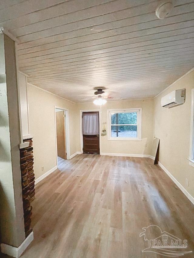 Foto del edificio - 9759 Cove Ave