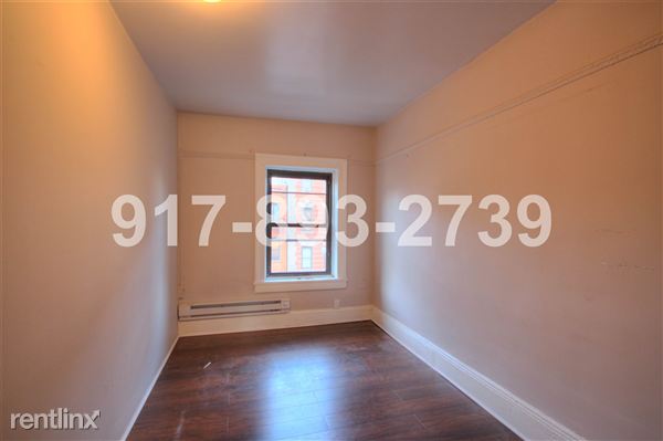 Fotografía del edificio - 150 S 2nd St