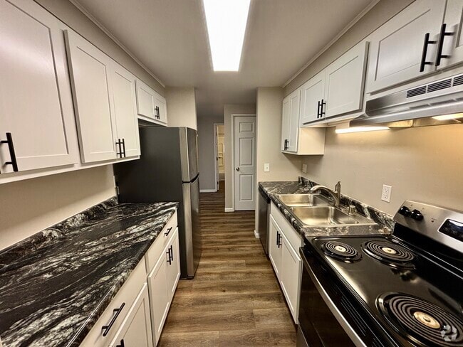 Building Photo - Southview Apartments
