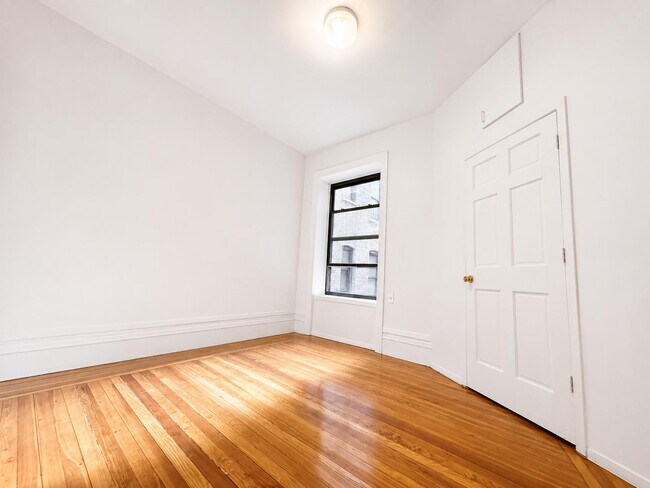 Foto del edificio - 182 Claremont Ave