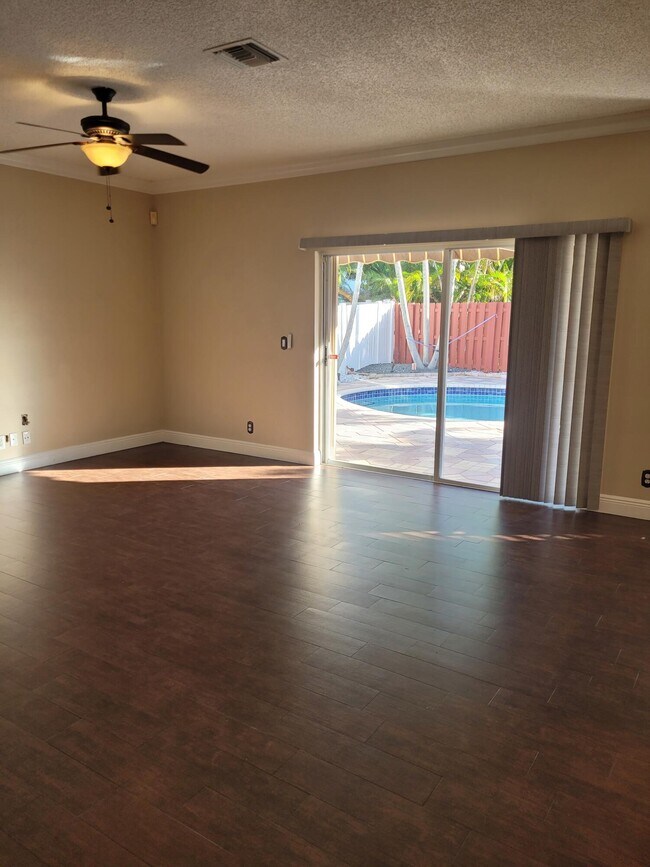 Building Photo - 6761 Red Reef St