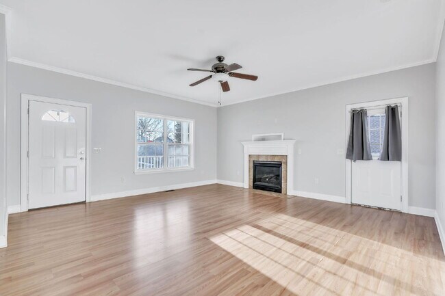 Photo - Beautifully 3-Bed Oasis in Travelers Rest with Granite Kitchen & Cozy Fireplace Apartment