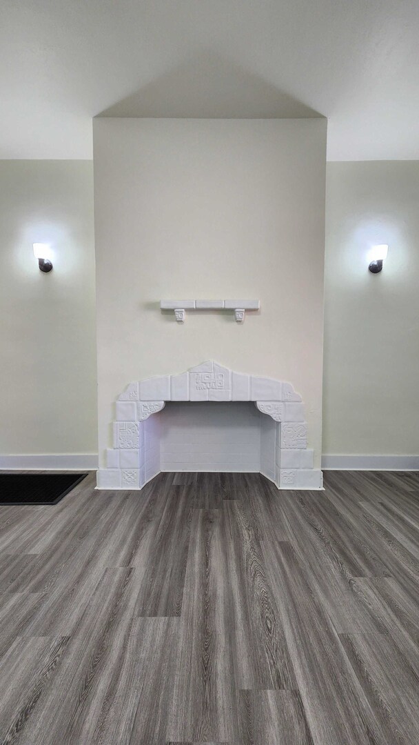 Building Photo - Updated 3BR 1.5 Bath house now available!