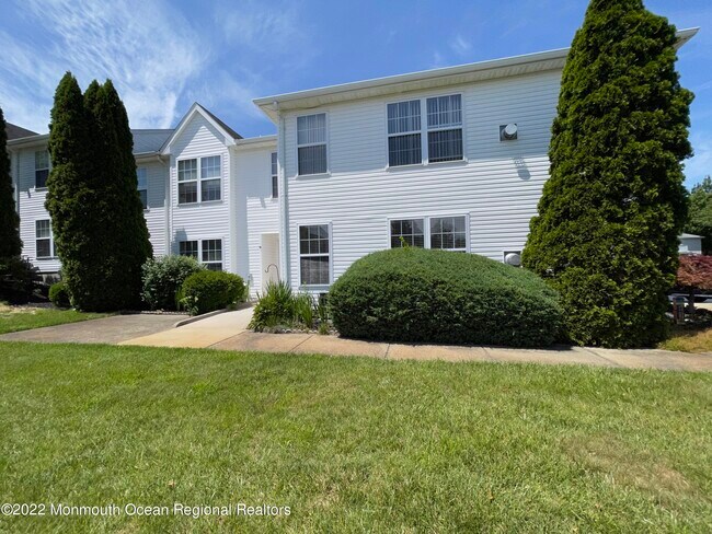Building Photo - 373 Deuce Dr