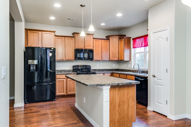 Building Photo - 126 Millstream Terrace