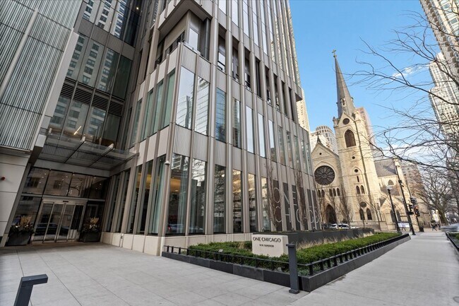 Foto del edificio - 14 W Superior St