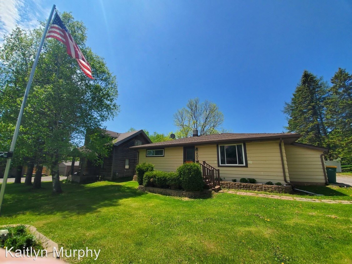 Primary Photo - 3 br, 2 bath House - 605 Blackman Avenue