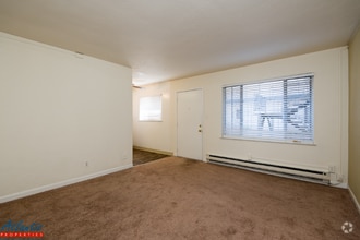 Building Photo - 420 S Third St