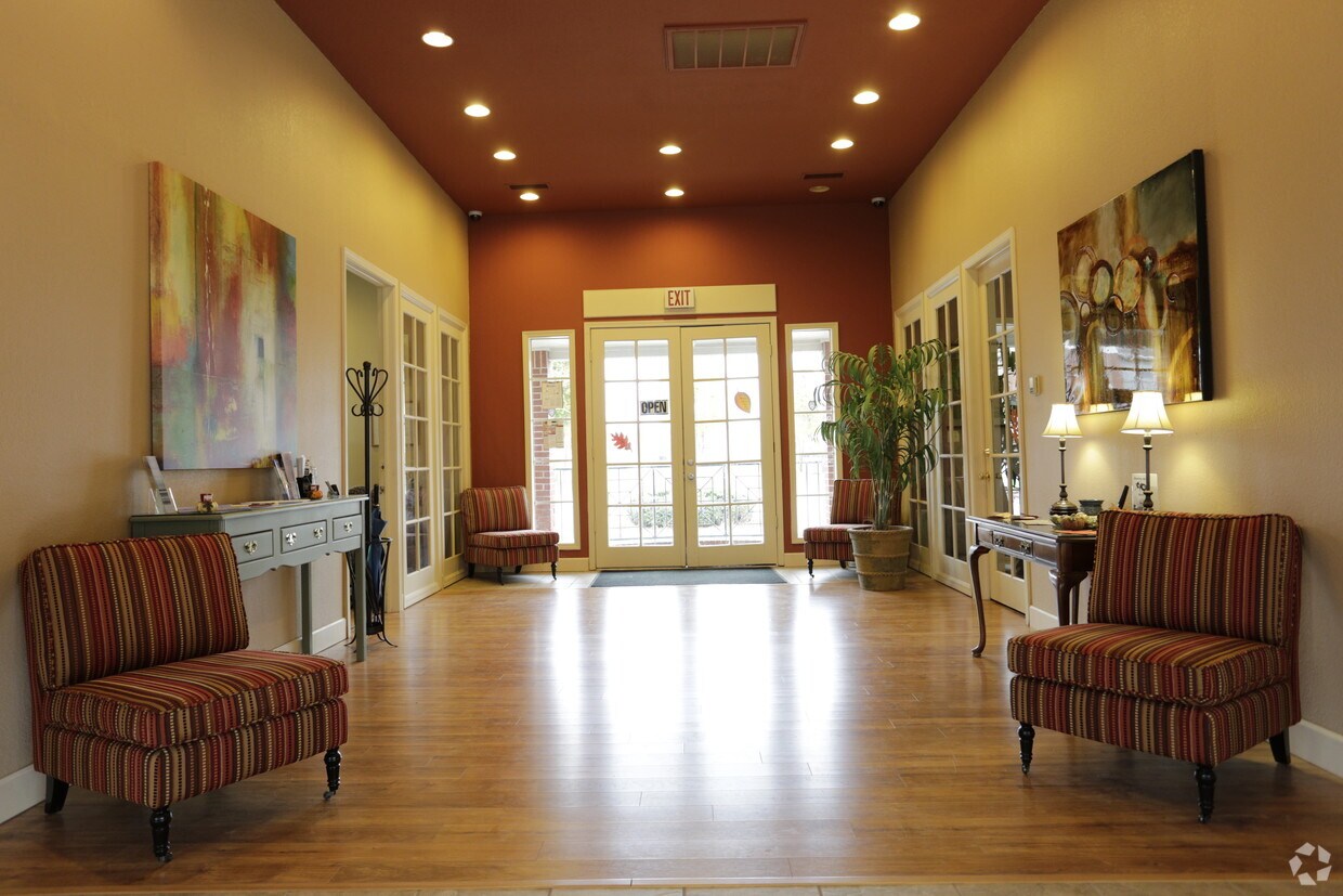 Chardonnay Apartments Apartments 820 E Montclair St Springfield, MO