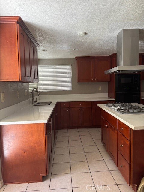 Foto del edificio - 10198 Saddlehill Terrace
