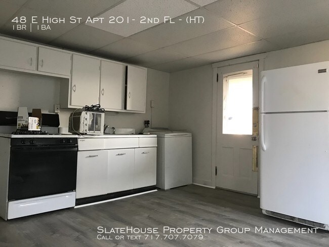 Building Photo - 48 E High St