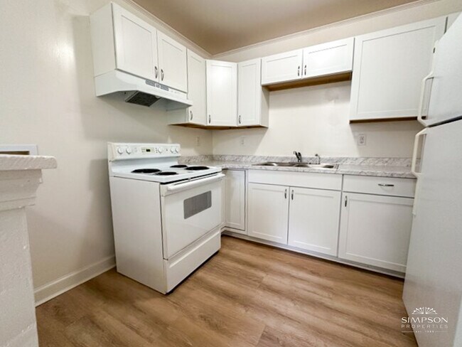 Foto del edificio - 4210 Welling Ave