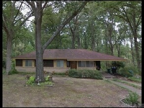 Building Photo - 7 N Meadowcliff Cir