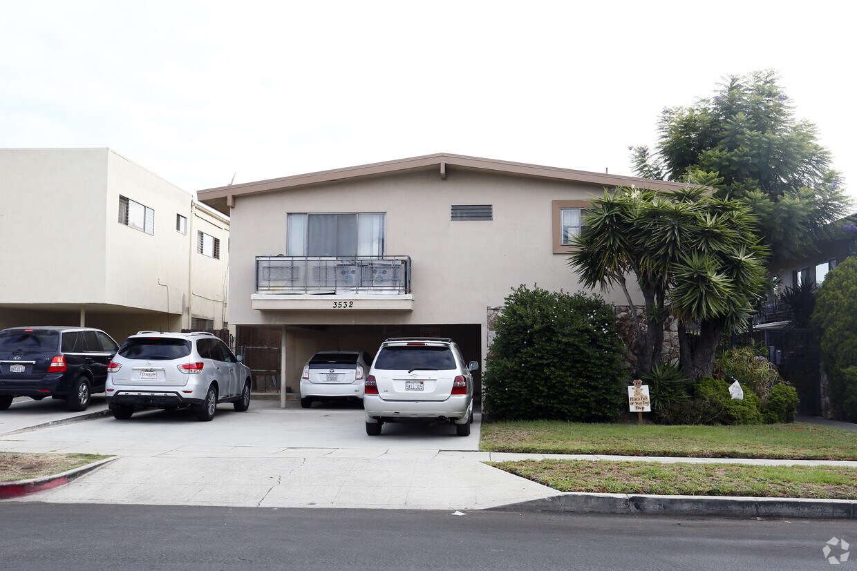 Building Photo - 3532 Vinton Ave