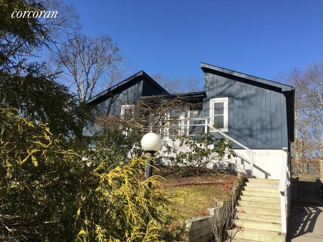 Foto del edificio - 45 Hillside Dr W