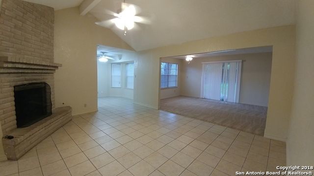 Building Photo - Spacious Home in Green Ridge North