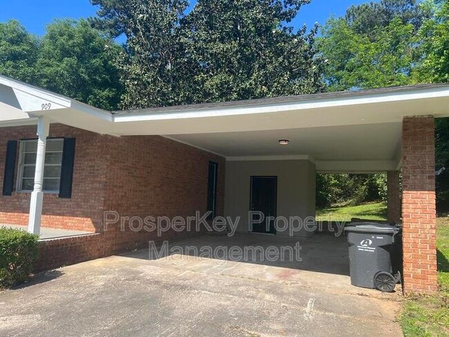 Foto del edificio - 909 28th Ave