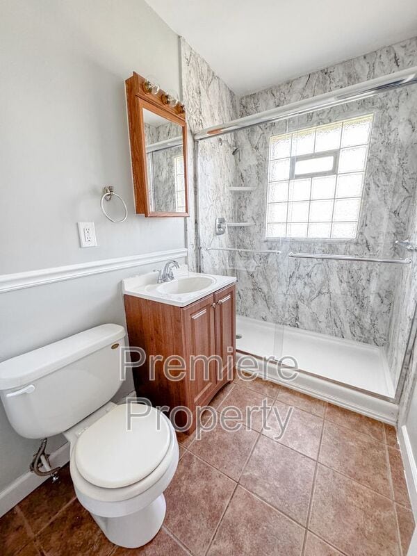Building Photo - 9724 E 34th St S