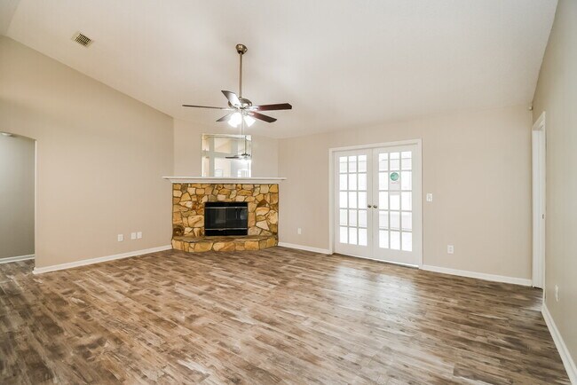 Foto del edificio - 1630 Farm Way