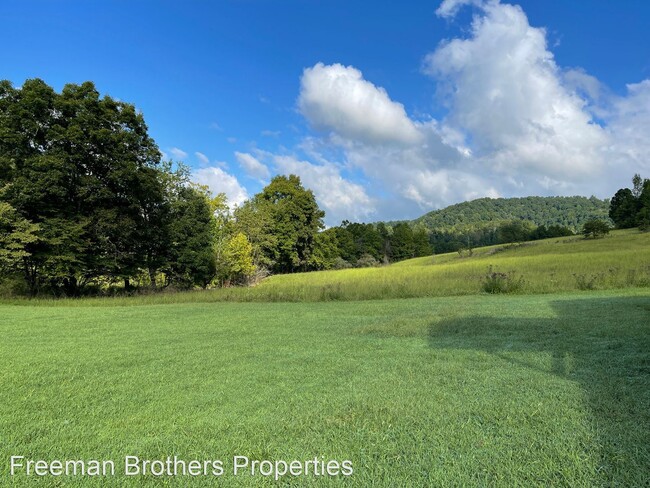 Building Photo - 3 br, 2 bath House - 1282 Indian Creek Road