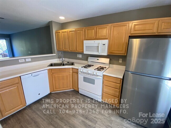 Foto del edificio - 10580 English Setter Way