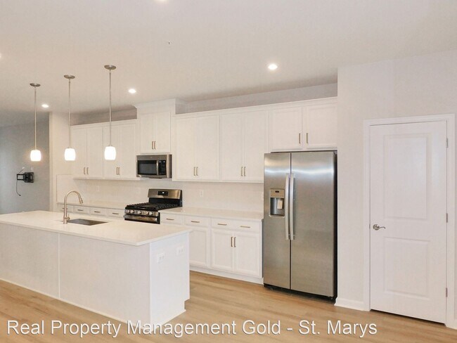 Building Photo - 3 br, 4 bath House - 23454 Sugar Pine Lane