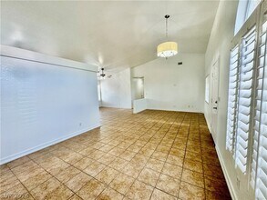 Building Photo - 4544 Crimson Leaf Dr
