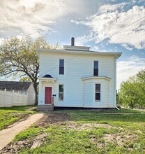 Building Photo - 114 N 7th St