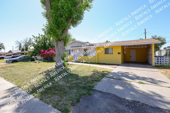 Building Photo - 335 E Papago Dr