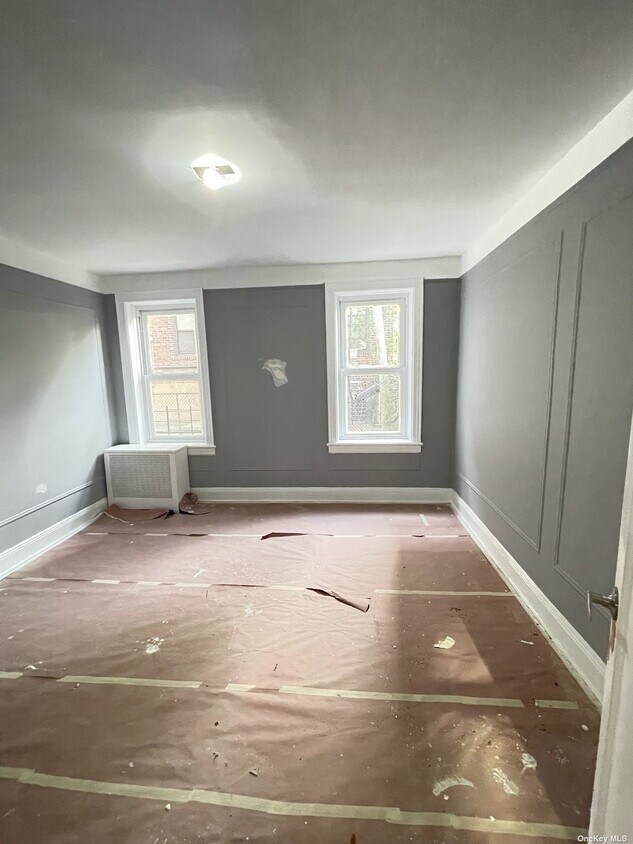 Foto principal - 45-14 43rd St