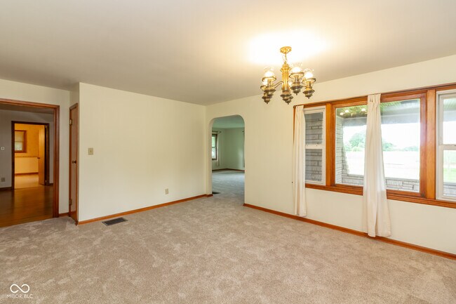 Building Photo - 1041 N Bluff Rd