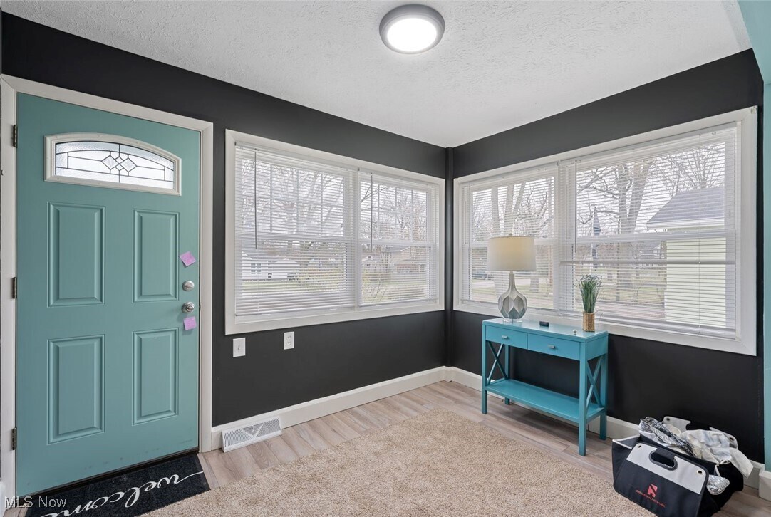 27279 Dunford Rd Westlake, OH 44145 – photo 4