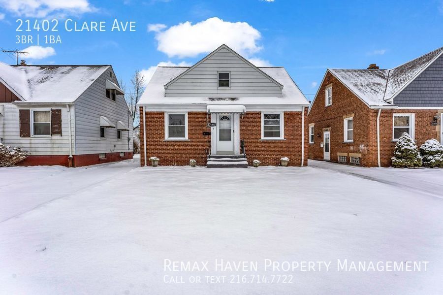 Primary Photo - 21402 Clare., Cleveland - Spacious 3 bedro...
