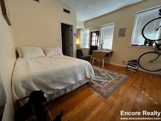 Foto del edificio - 92 Gordon St