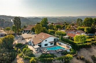 Building Photo - 4372 Park Vicente