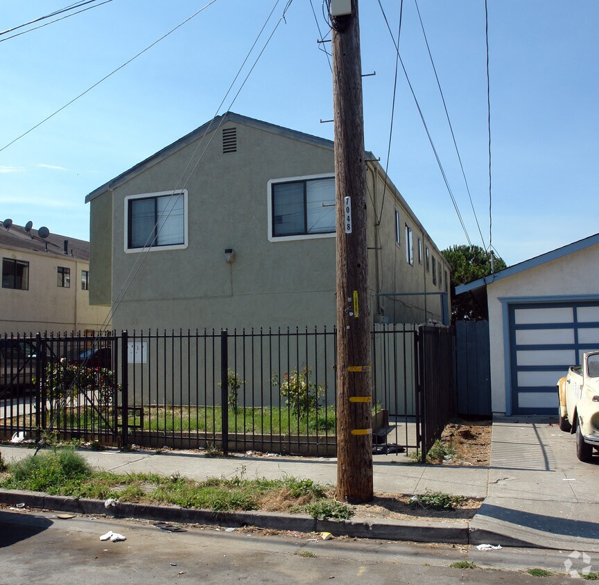Building Photo - 21 16th St