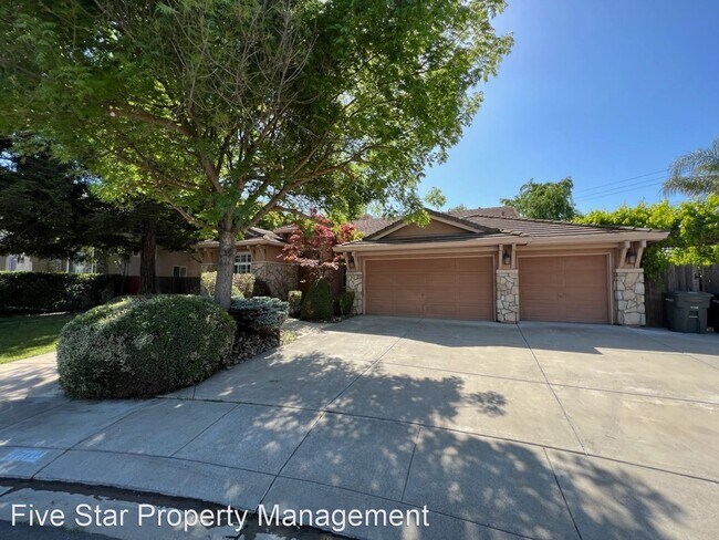 Building Photo - 5 br, 3 bath House - 5704 Trailwood Ct