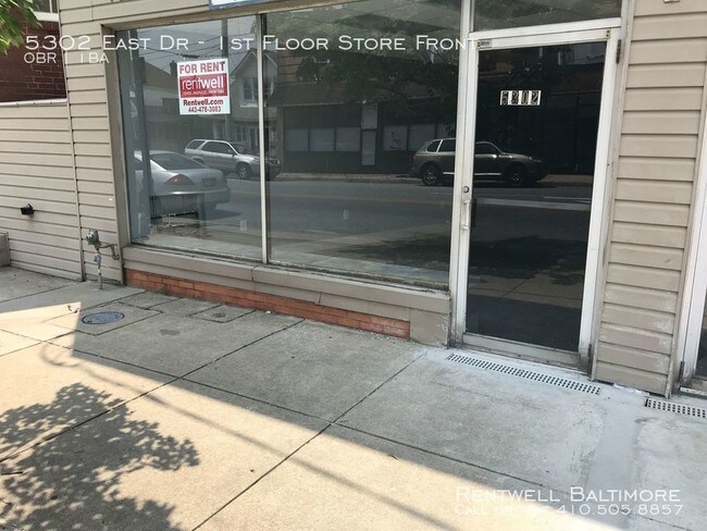 Foto del edificio - 5302 East Dr