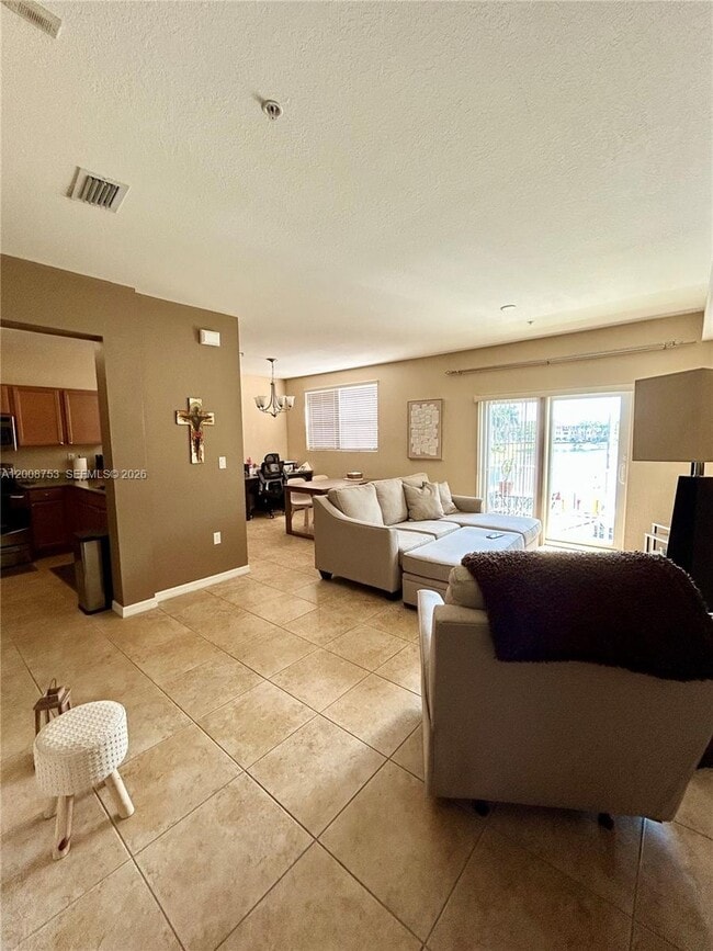 Foto del edificio - 10870 NW 88th Terrace