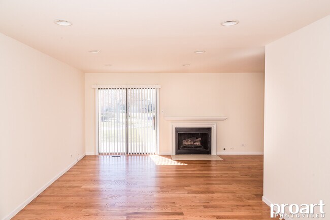 Foto del edificio - 1523 Johnstown Ct